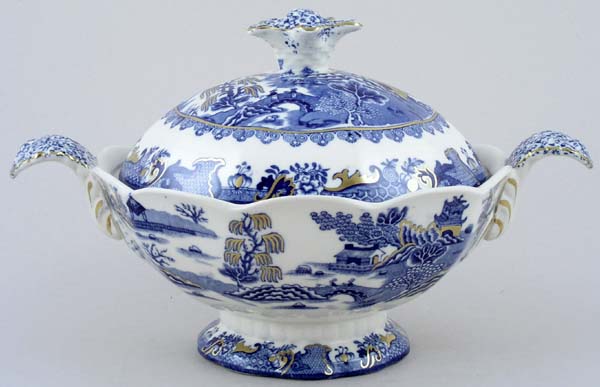 Covered Dish c1930s